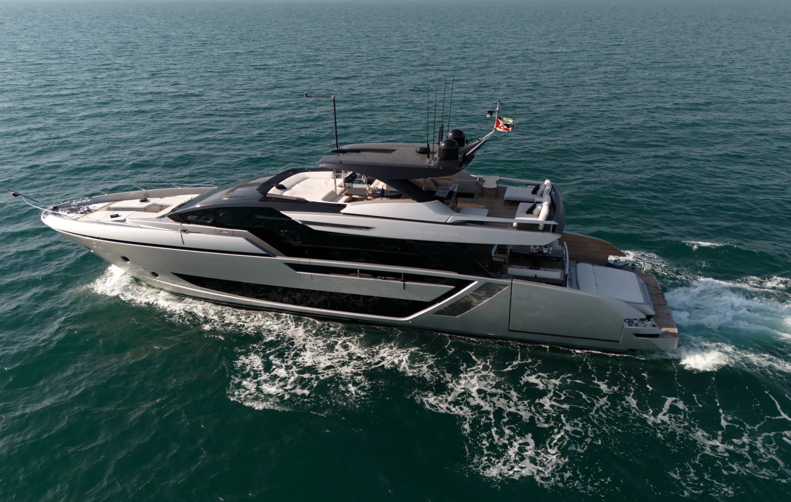 Riva Diva - Exterior View